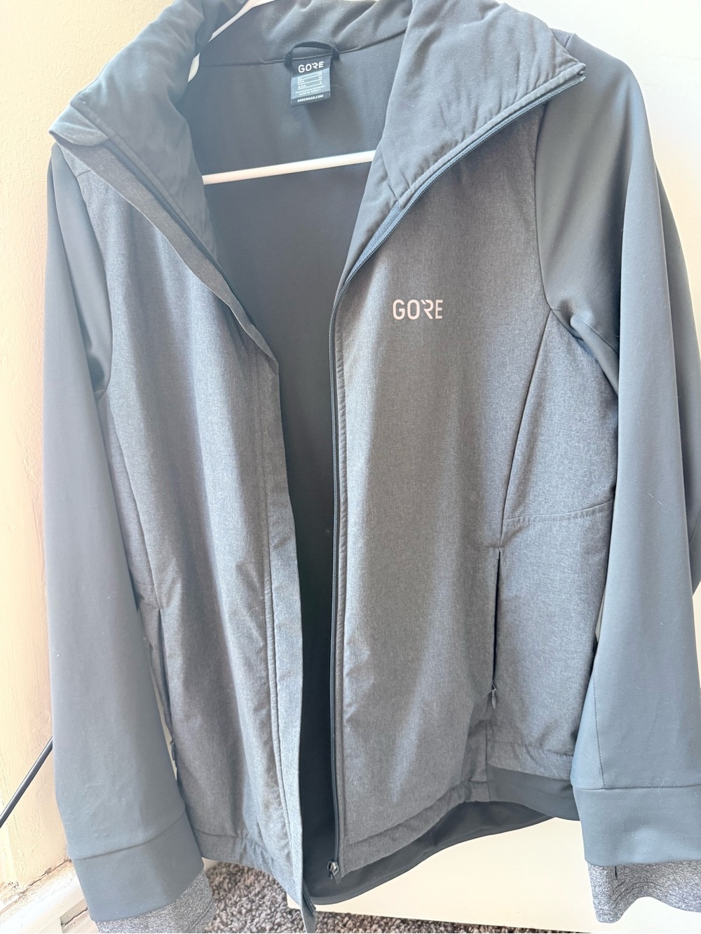 Softshell Jacket - Black - Women's